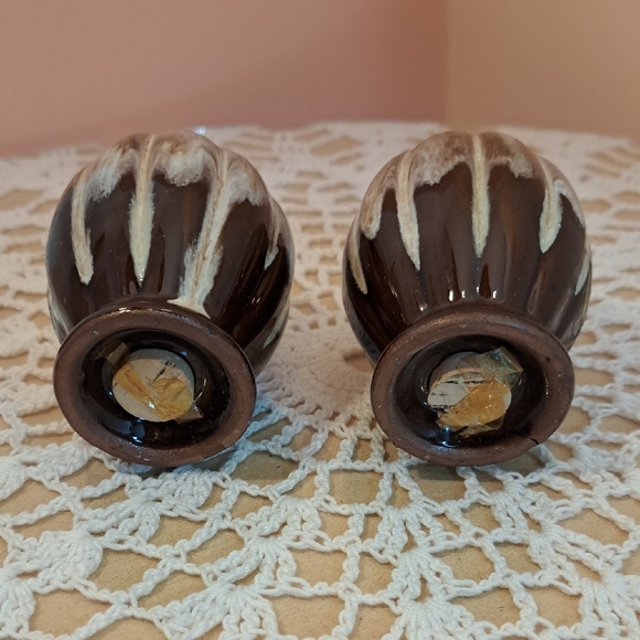 🤎3 for $15🤎Vintage Brown Dining Salt And Pepper Shakers - Picture 4 of 4
